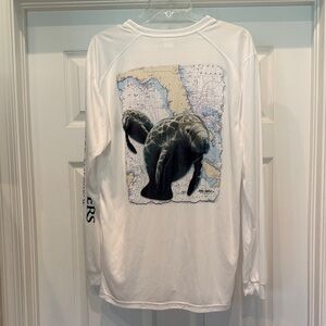 NWOT long sleeve UPF 50+ Sunshirt. With Manatee Size medium